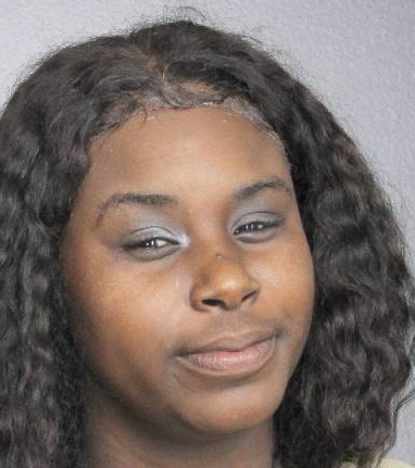 Gernecia Deshawn-West  Records Gernecia Deshawn-West  / Gernecia Deshawn-West  Photos Gernecia Deshawn-West 