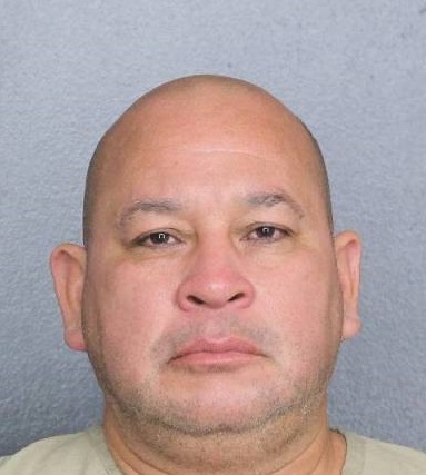 Jose Angel Comas-Charris  Records Jose Angel Comas-Charris  / Jose Angel Comas-Charris  Photos Jose Angel Comas-Charris 