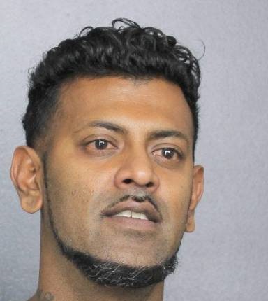 Rajindra Ramautar  Records Rajindra Ramautar  / Rajindra Ramautar  Photos Rajindra Ramautar 