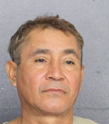 Roberto Lomez  Records Roberto Lomez  / Roberto Lomez  Photos Roberto Lomez 