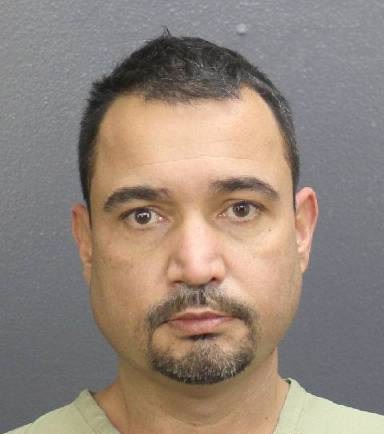 Yosiel Chirino  Records Yosiel Chirino  / Yosiel Chirino  Photos Yosiel Chirino 