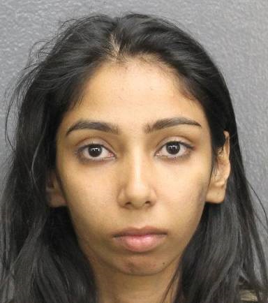 Ayesha Zia  Records Ayesha Zia  / Ayesha Zia  Photos Ayesha Zia 