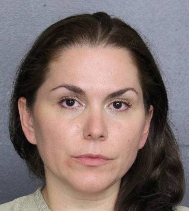 Marieny Elena Guimera-Revelo  Records Marieny Elena Guimera-Revelo  / Marieny Elena Guimera-Revelo  Photos Marieny Elena Guimera-Revelo 