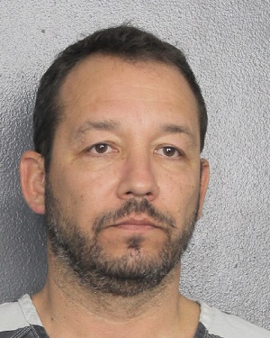 ALEXANDER JOSE SOLORZANO  Records ALEXANDER JOSE SOLORZANO  / ALEXANDER JOSE SOLORZANO  Photos ALEXANDER JOSE SOLORZANO 