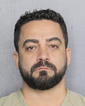  ELISANDRO JOVENICIO Records  ELISANDRO JOVENICIO /  ELISANDRO JOVENICIO Photos  ELISANDRO JOVENICIO