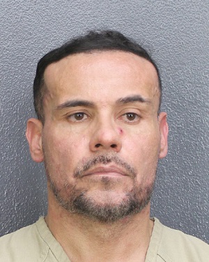 PABLO CESAR VALENCIA  Records PABLO CESAR VALENCIA  / PABLO CESAR VALENCIA  Photos PABLO CESAR VALENCIA 