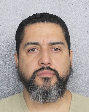  WELLINGTON EUCLIDES HERNANDEZ CERON Info, Photos, Data, and More /  WELLINGTON EUCLIDES HERNANDEZ CERON TriCountyBusts / Is  WELLINGTON EUCLIDES HERNANDEZ CERON on Social Media Like Facebook, Instagram abd Twitter?