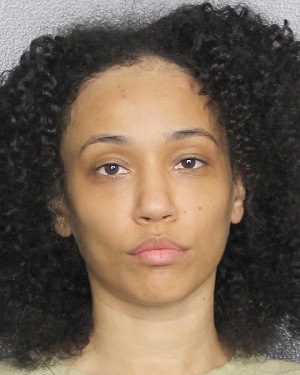 YAZMIN AZIRIA WILSON  Records YAZMIN AZIRIA WILSON  / YAZMIN AZIRIA WILSON  Photos YAZMIN AZIRIA WILSON 