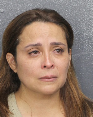 ASTRID LORENA VILLOTA  Records ASTRID LORENA VILLOTA  / ASTRID LORENA VILLOTA  Photos ASTRID LORENA VILLOTA 