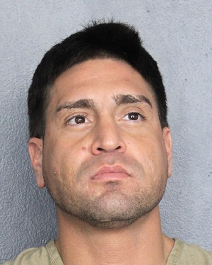 CHRISTOPHER PINERES  Records CHRISTOPHER PINERES  / CHRISTOPHER PINERES  Photos CHRISTOPHER PINERES 