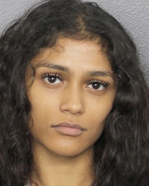 ISHANA HENA SINGH  Records ISHANA HENA SINGH  / ISHANA HENA SINGH  Photos ISHANA HENA SINGH 