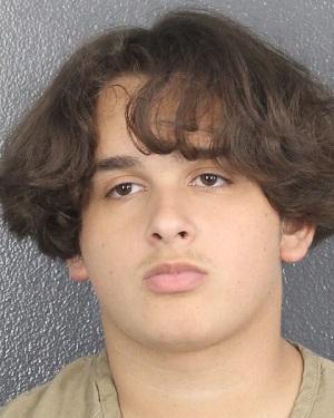 LUCIANO SALGUERO  Records LUCIANO SALGUERO  / LUCIANO SALGUERO  Photos LUCIANO SALGUERO 