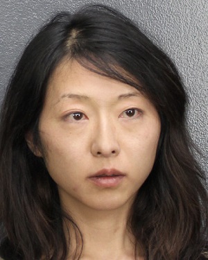 MARI VILLALOBOS  Records MARI VILLALOBOS  / MARI VILLALOBOS  Photos MARI VILLALOBOS 