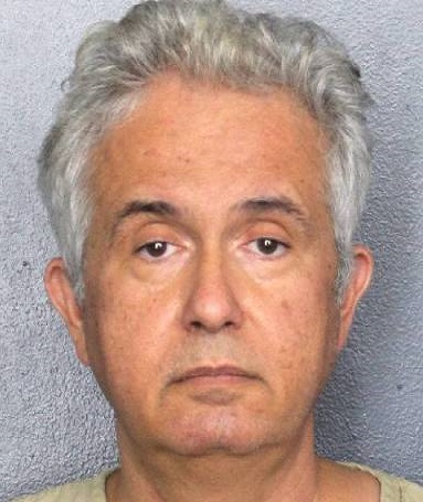 ROBERTO DE OLIVIERA  Records ROBERTO DE OLIVIERA  / ROBERTO DE OLIVIERA  Photos ROBERTO DE OLIVIERA 