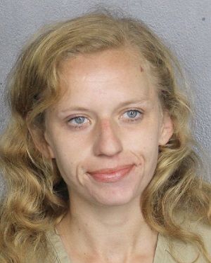 SAVANNAH CAUSEY  Records SAVANNAH CAUSEY  / SAVANNAH CAUSEY  Photos SAVANNAH CAUSEY 