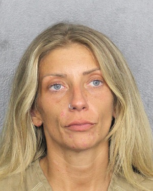 ALYVIA TAYLOR KORTE  Records ALYVIA TAYLOR KORTE  / ALYVIA TAYLOR KORTE  Photos ALYVIA TAYLOR KORTE 