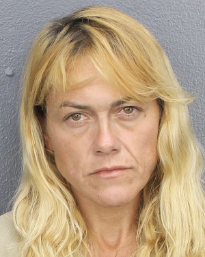 CLAUDIA MOURAO OLIVEIRA  Records CLAUDIA MOURAO OLIVEIRA  / CLAUDIA MOURAO OLIVEIRA  Photos CLAUDIA MOURAO OLIVEIRA 