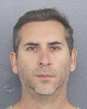 DAMIAN UNZUETA  Records DAMIAN UNZUETA  / DAMIAN UNZUETA  Photos DAMIAN UNZUETA 