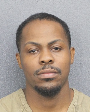 LYNDON DEVON OSBOURNE  Records LYNDON DEVON OSBOURNE  / LYNDON DEVON OSBOURNE  Photos LYNDON DEVON OSBOURNE 