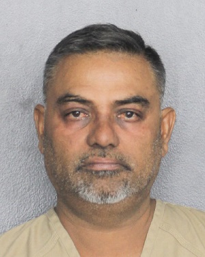 SANTOS SUKHU  Records SANTOS SUKHU  / SANTOS SUKHU  Photos SANTOS SUKHU 