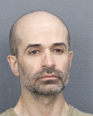 SINA RASOUL ZADEGAN  Records SINA RASOUL ZADEGAN  / SINA RASOUL ZADEGAN  Photos SINA RASOUL ZADEGAN 