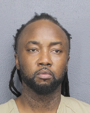 WISGUEL ALCIUS  Records WISGUEL ALCIUS  / WISGUEL ALCIUS  Photos WISGUEL ALCIUS 