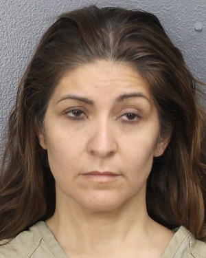 YASMIN ALAZZOUNI  Records YASMIN ALAZZOUNI  / YASMIN ALAZZOUNI  Photos YASMIN ALAZZOUNI 