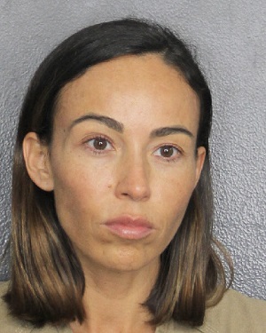 YUSMERY GADEA  Records YUSMERY GADEA  / YUSMERY GADEA  Photos YUSMERY GADEA 