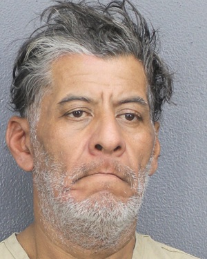 CESAR CARNERO  Records CESAR CARNERO  / CESAR CARNERO  Photos CESAR CARNERO 