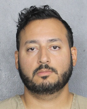 JOHN TAVERAS  Records JOHN TAVERAS  / JOHN TAVERAS  Photos JOHN TAVERAS 