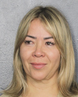 LUZ KARIME GONZALEZ  Records LUZ KARIME GONZALEZ  / LUZ KARIME GONZALEZ  Photos LUZ KARIME GONZALEZ 