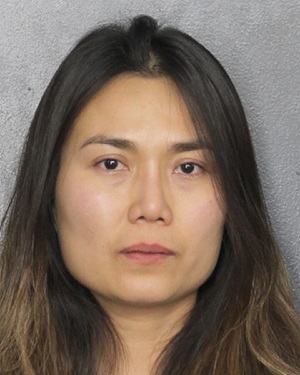 THAO THU NGUYEN  Records THAO THU NGUYEN  / THAO THU NGUYEN  Photos THAO THU NGUYEN 