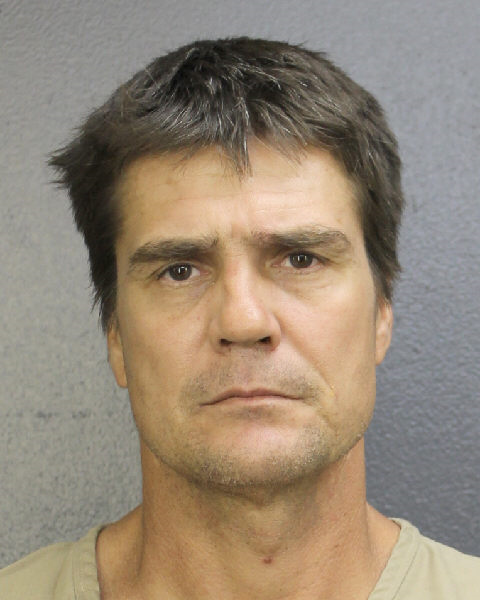 Edward Holton Info, Photos, Data, and More / Edward Holton TriCountyBusts / Is Edward Holton on Social Media Like Facebook, Instagram abd Twitter?