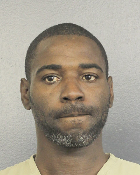 Travares Carter Info, Photos, Data, and More / Travares Carter TriCountyBusts / Is Travares Carter on Social Media Like Facebook, Instagram abd Twitter?