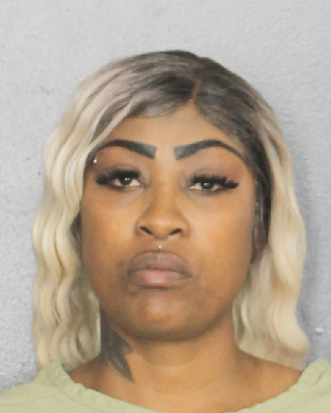 Quenisa Calloway Info, Photos, Data, and More / Quenisa Calloway TriCountyBusts / Is Quenisa Calloway on Social Media Like Facebook, Instagram abd Twitter?