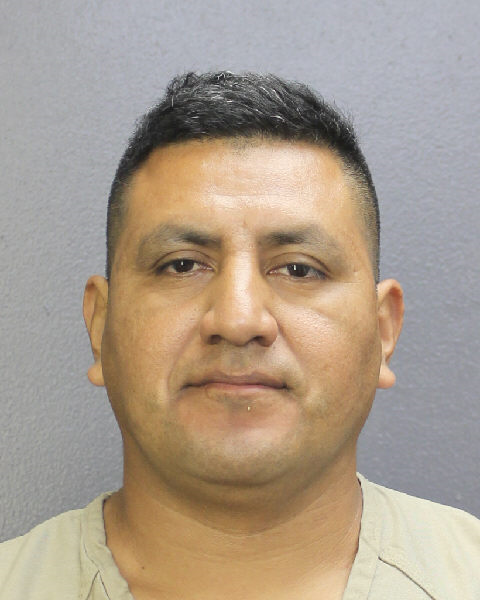 Rubiel Llaven Records Rubiel Llaven / Rubiel Llaven Photos Rubiel Llaven