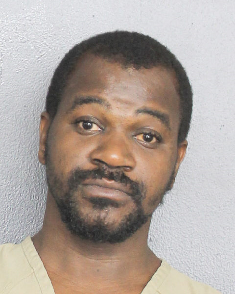 Utwain Davis Info, Photos, Data, and More / Utwain Davis TriCountyBusts / Is Utwain Davis on Social Media Like Facebook, Instagram abd Twitter?