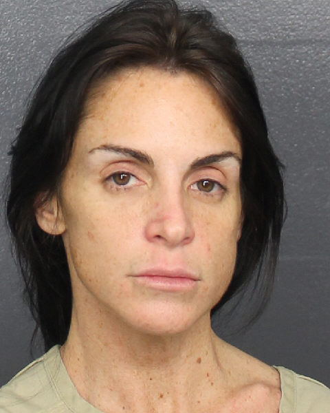 Stephanie Simon Info, Photos, Data, and More / Stephanie Simon TriCountyBusts / Is Stephanie Simon on Social Media Like Facebook, Instagram abd Twitter?