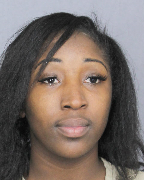 Lonnae Baker Info, Photos, Data, and More / Lonnae Baker TriCountyBusts / Is Lonnae Baker on Social Media Like Facebook, Instagram abd Twitter?