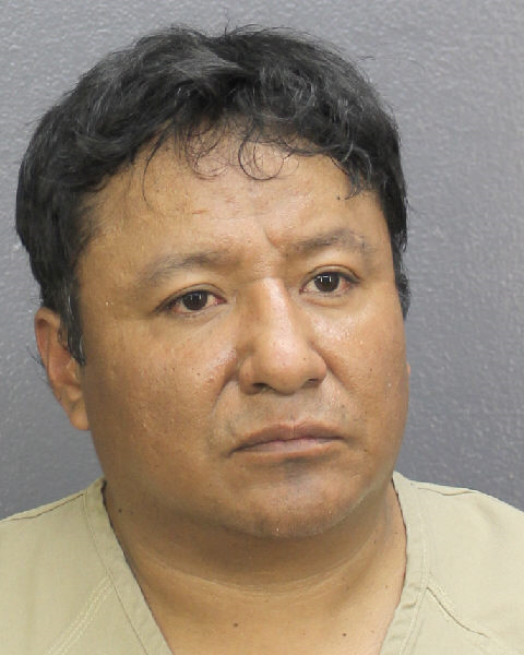 Ever Corro-Bedon Records Ever Corro-Bedon / Ever Corro-Bedon Photos Ever Corro-Bedon