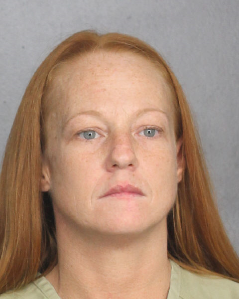 Leah Borden Baxter Info, Photos, Data, and More / Leah Borden Baxter TriCountyBusts / Is Leah Borden Baxter on Social Media Like Facebook, Instagram abd Twitter?