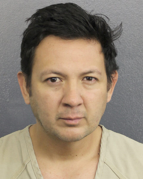 Israel Lobo Uzcategui Records Israel Lobo Uzcategui / Israel Lobo Uzcategui Photos Israel Lobo Uzcategui