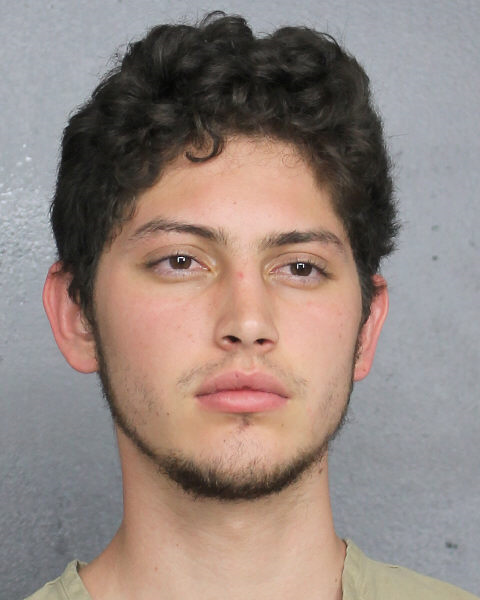 Roberto Corrie Truchsess Info, Photos, Data, and More / Roberto Corrie Truchsess TriCountyBusts / Is Roberto Corrie Truchsess on Social Media Like Facebook, Instagram abd Twitter?
