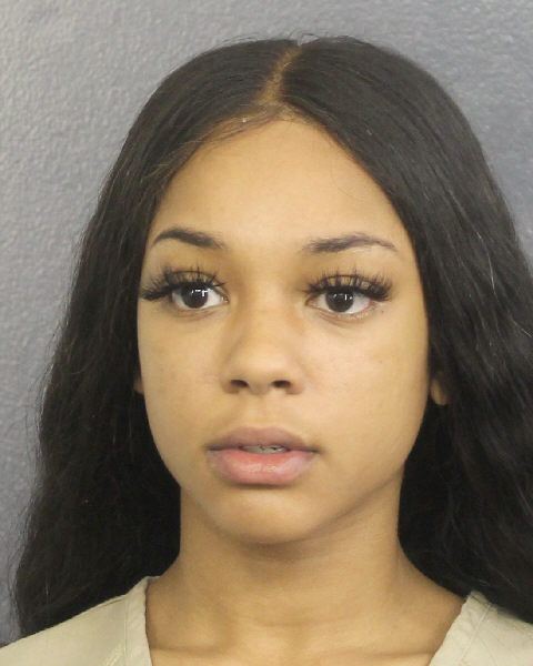 Naomi Kinglock Info, Photos, Data, and More / Naomi Kinglock TriCountyBusts / Is Naomi Kinglock on Social Media Like Facebook, Instagram abd Twitter?