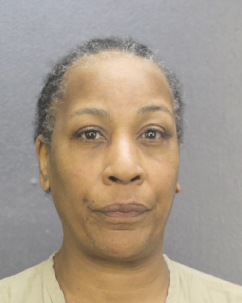 Karen White Info, Photos, Data, and More / Karen White TriCountyBusts / Is Karen White on Social Media Like Facebook, Instagram abd Twitter?