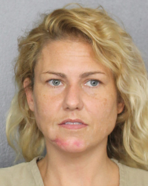 Susan Fox Info, Photos, Data, and More / Susan Fox TriCountyBusts / Is Susan Fox on Social Media Like Facebook, Instagram abd Twitter?