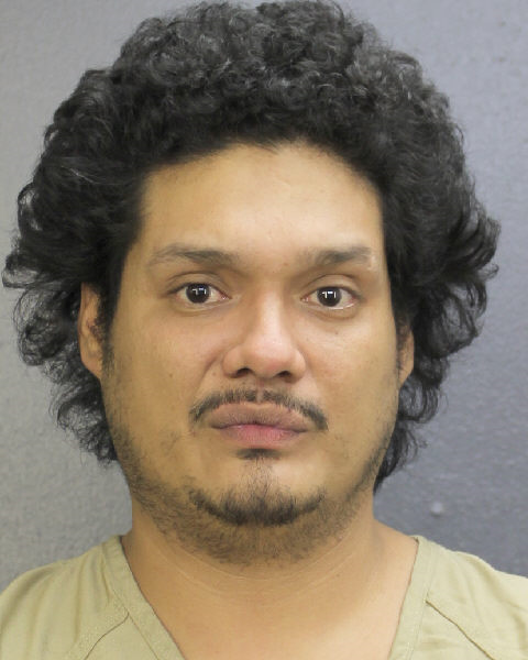 Uzziel Soto Info, Photos, Data, and More / Uzziel Soto TriCountyBusts / Is Uzziel Soto on Social Media Like Facebook, Instagram abd Twitter?