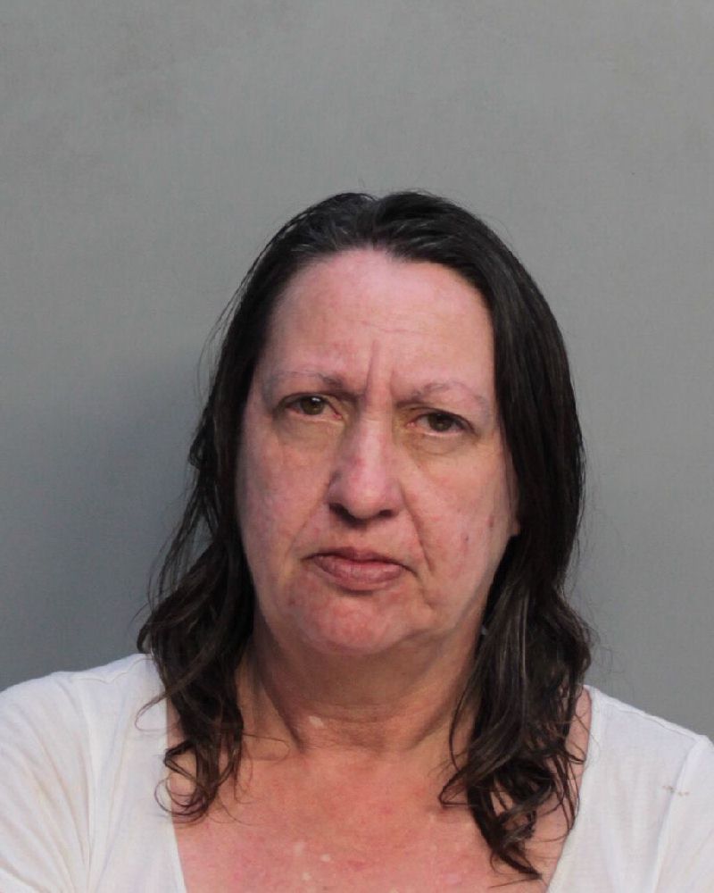 Esther Quinones Records Esther Quinones / Esther Quinones Photos Esther Quinones