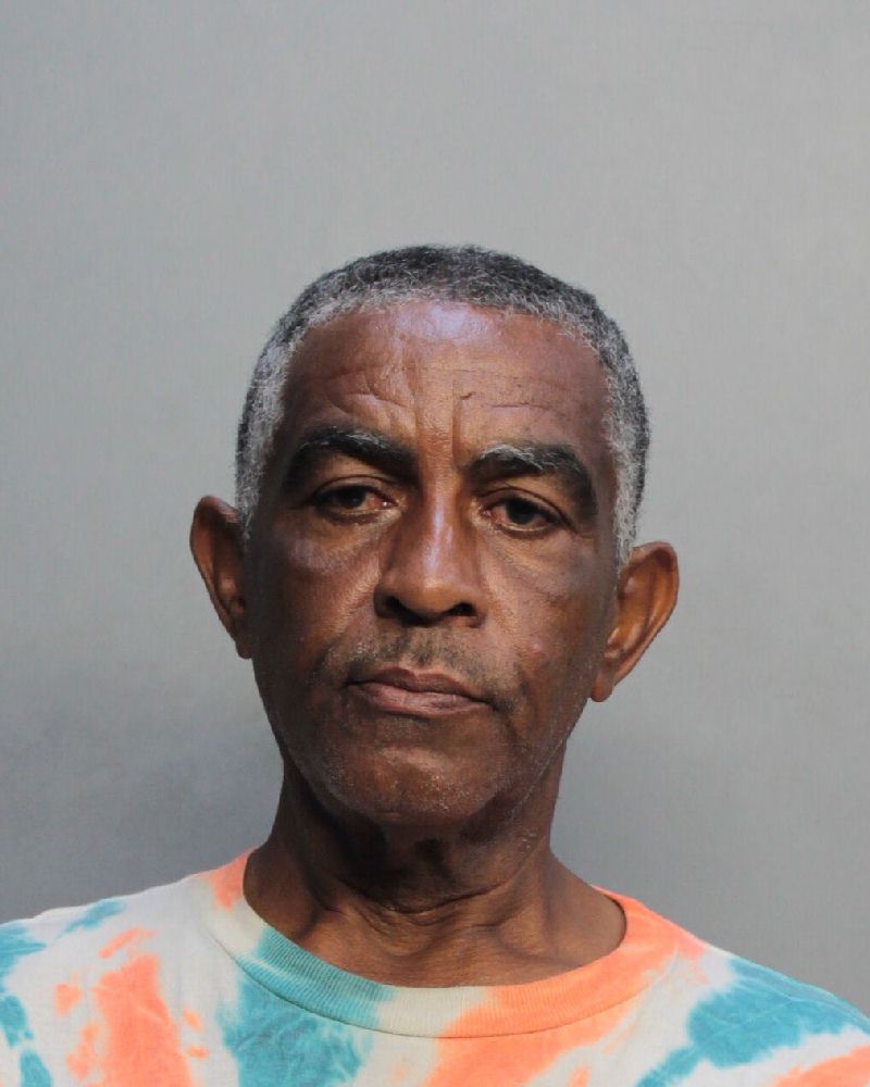 Armando Calvo Records Armando Calvo / Armando Calvo Photos Armando Calvo