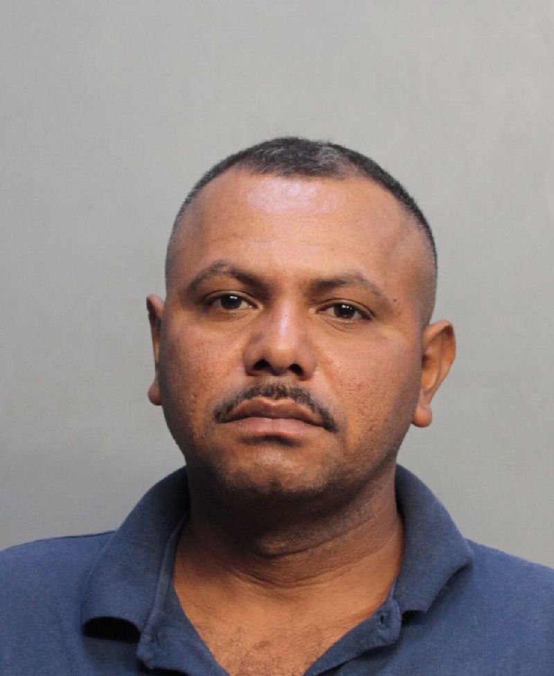 Carlos Salinas-Ulloa Records Carlos Salinas-Ulloa / Carlos Salinas-Ulloa Photos Carlos Salinas-Ulloa